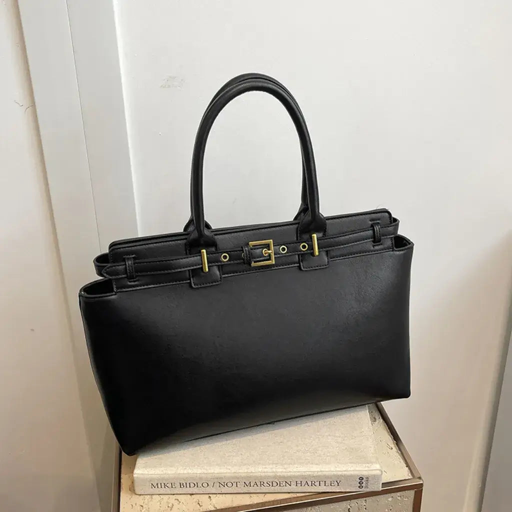 Bolsa Feminina Grande de Couro Preta Amélia