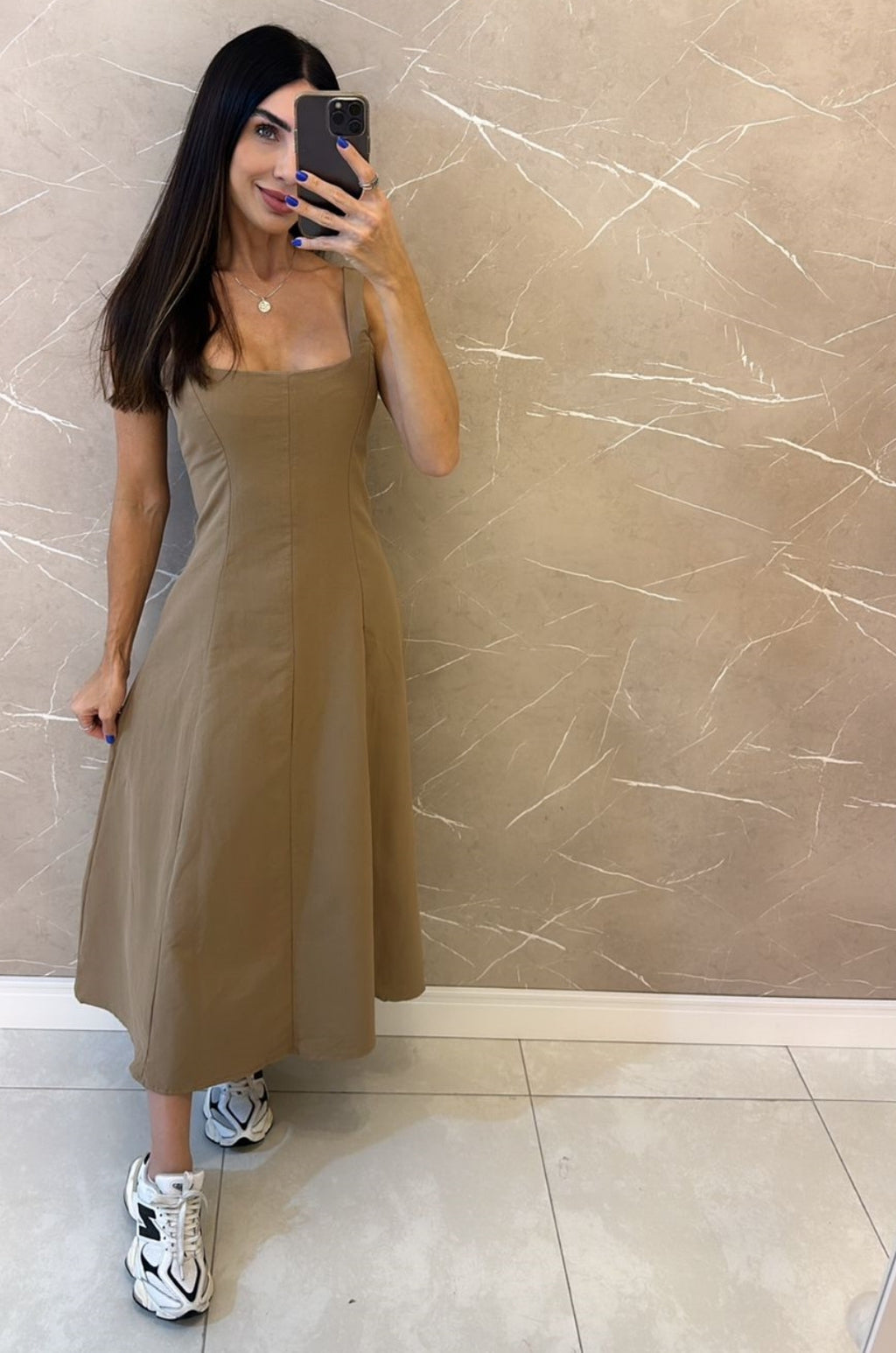 VESTIDO LARA