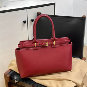 Bolsa Feminina Grande de Couro Amélia Vinho