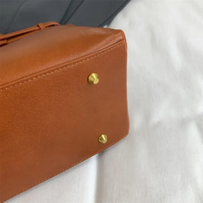 Bolsa Feminina Grande de Couro Marrom Amélia