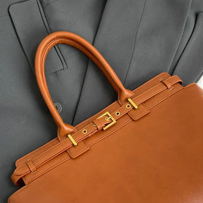 Bolsa Feminina Grande de Couro Marrom Amélia
