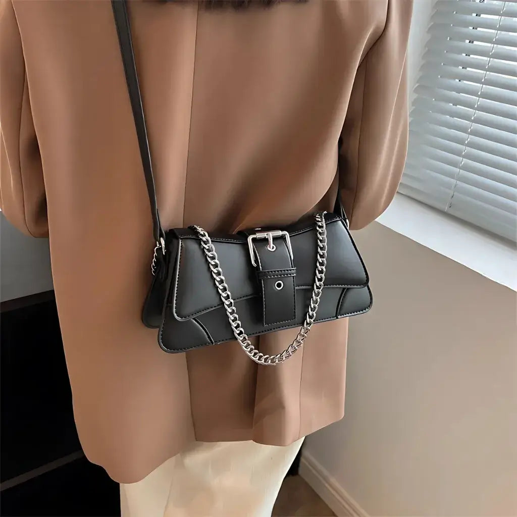 Bolsa Feminina de Couro Preto Modelo Saphira