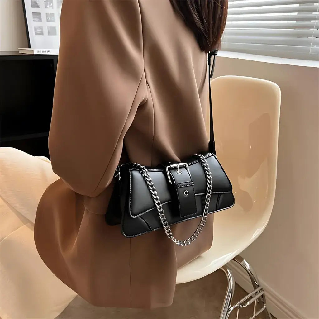 Bolsa Feminina de Couro Preto Modelo Saphira