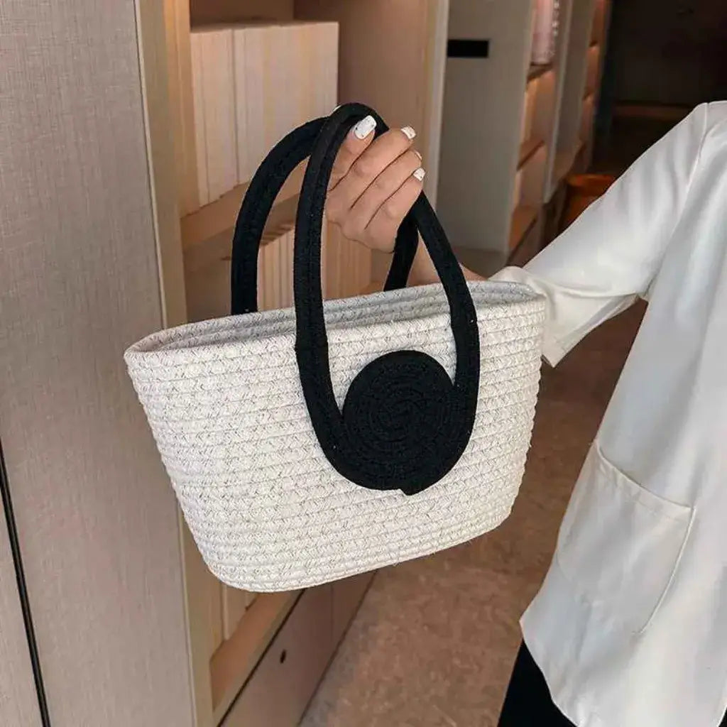 Bolsa de Palha Modelo Lolla Off White Preta