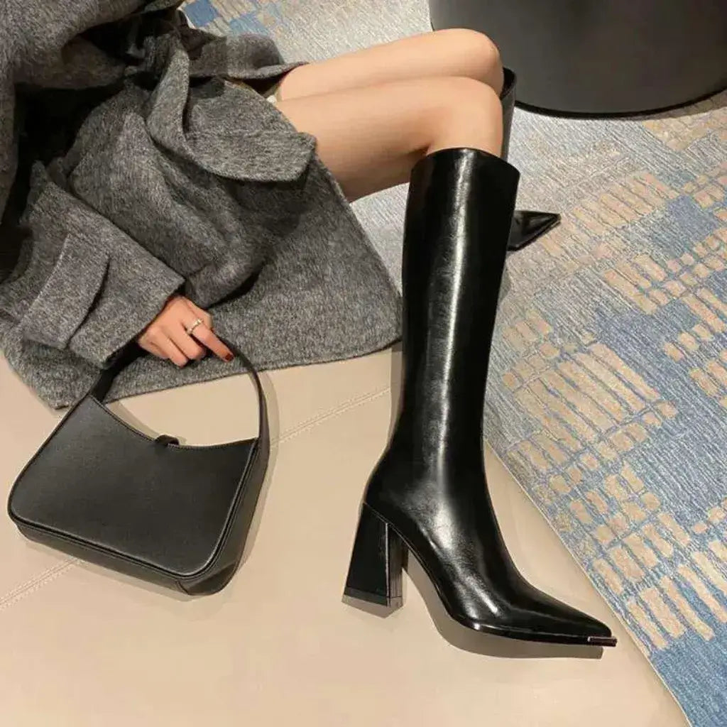 Bota Feminina Cano Longo Preta Infinity