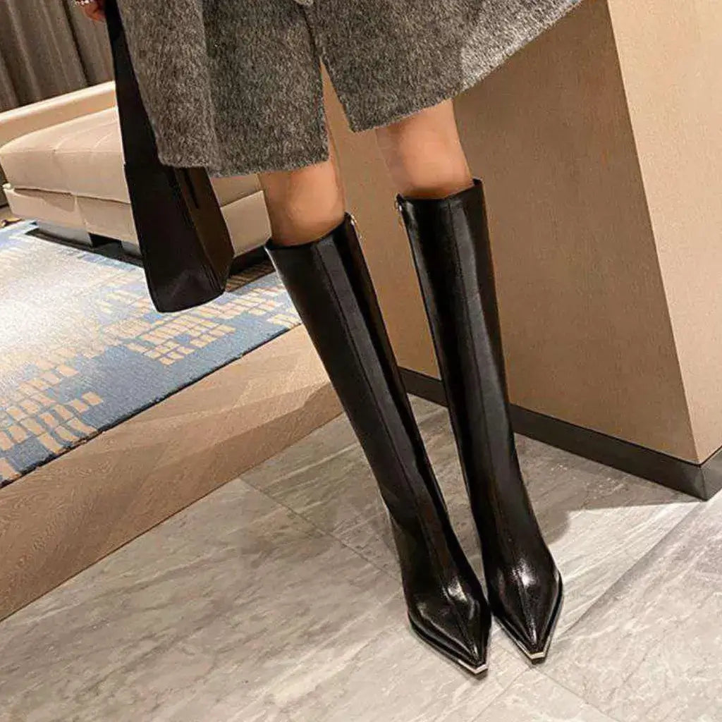 Bota Feminina Cano Longo Preta Infinity